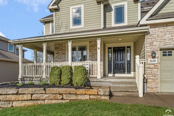 $720,000 | 1119 Sawhill Drive, Lawrence, KS 66049
