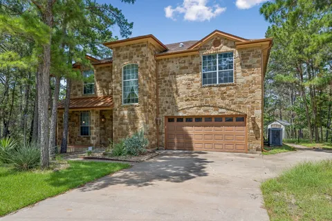 $465,000 | 138 Papawai Drive, Bastrop, TX 78602