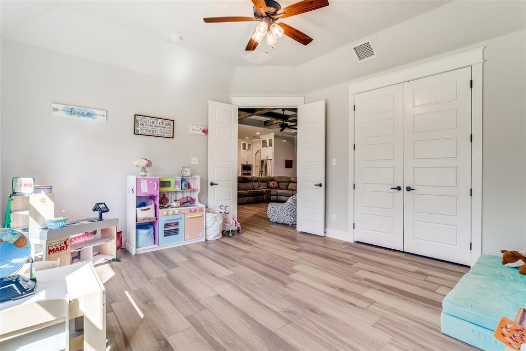 1036 Kessler Road Weatherford, TX 76087 - Photo 27 of 35