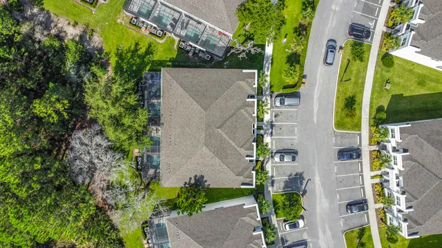 $2,300 | 17204 Blessing Drive, Clermont, FL 34714