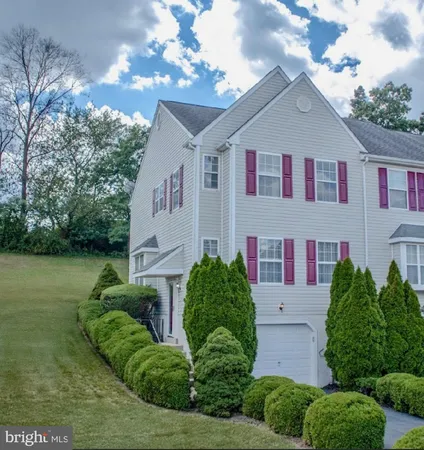 $434,999 | 239 Springvalley Way, Aston, PA 19014