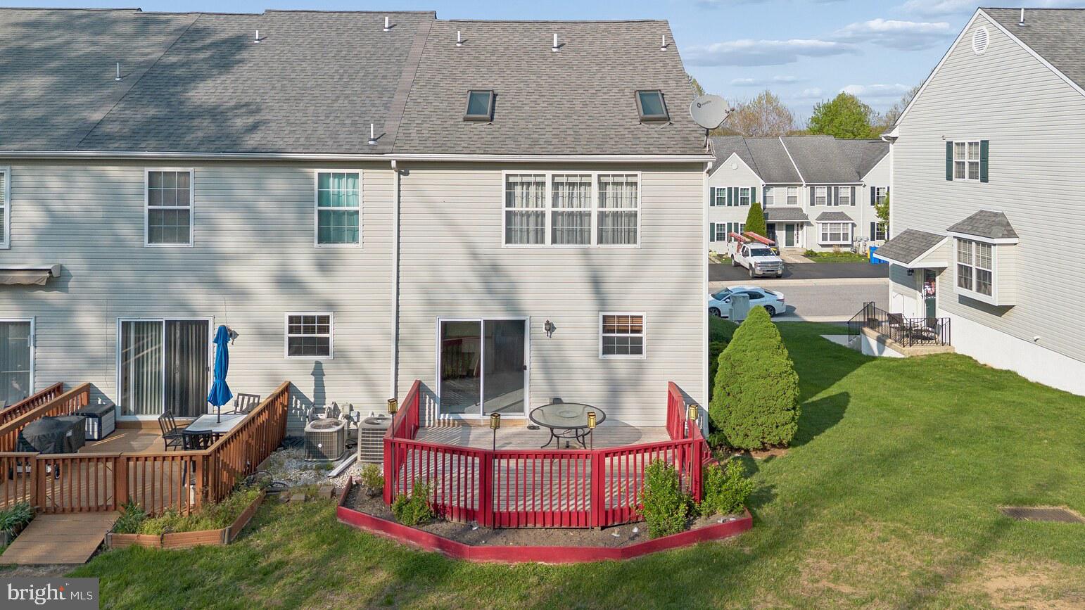 239 Springvalley Way Aston, PA 19014 - Photo 19 of 40