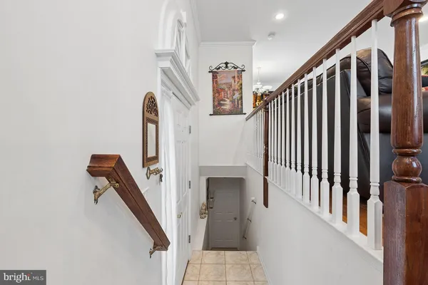 $434,999 | 239 Springvalley Way, Aston, PA 19014
