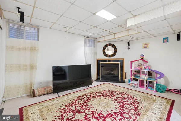 $434,999 | 239 Springvalley Way, Aston, PA 19014