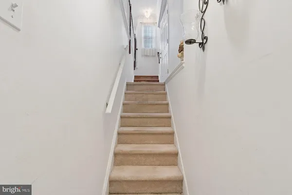$434,999 | 239 Springvalley Way, Aston, PA 19014
