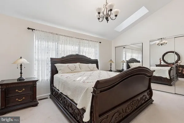 $434,999 | 239 Springvalley Way, Aston, PA 19014