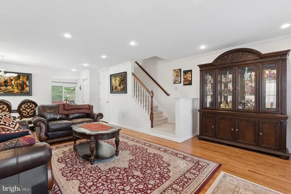 $434,999 | 239 Springvalley Way, Aston, PA 19014