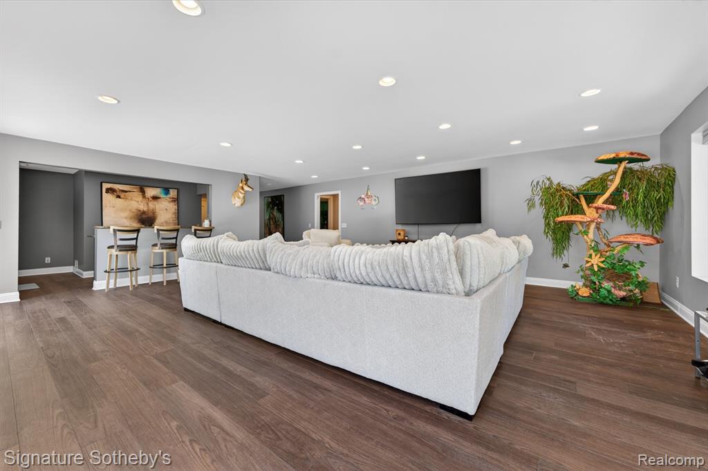 30650 Lahser Road Beverly Hills, MI 48025 - Photo 23 of 93