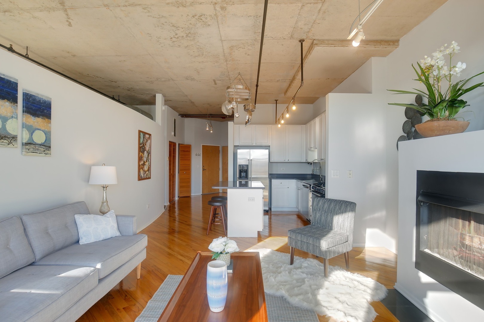 6 South Laflin Street, Unit 611 Chicago, IL 60607 - Photo 6 of 16