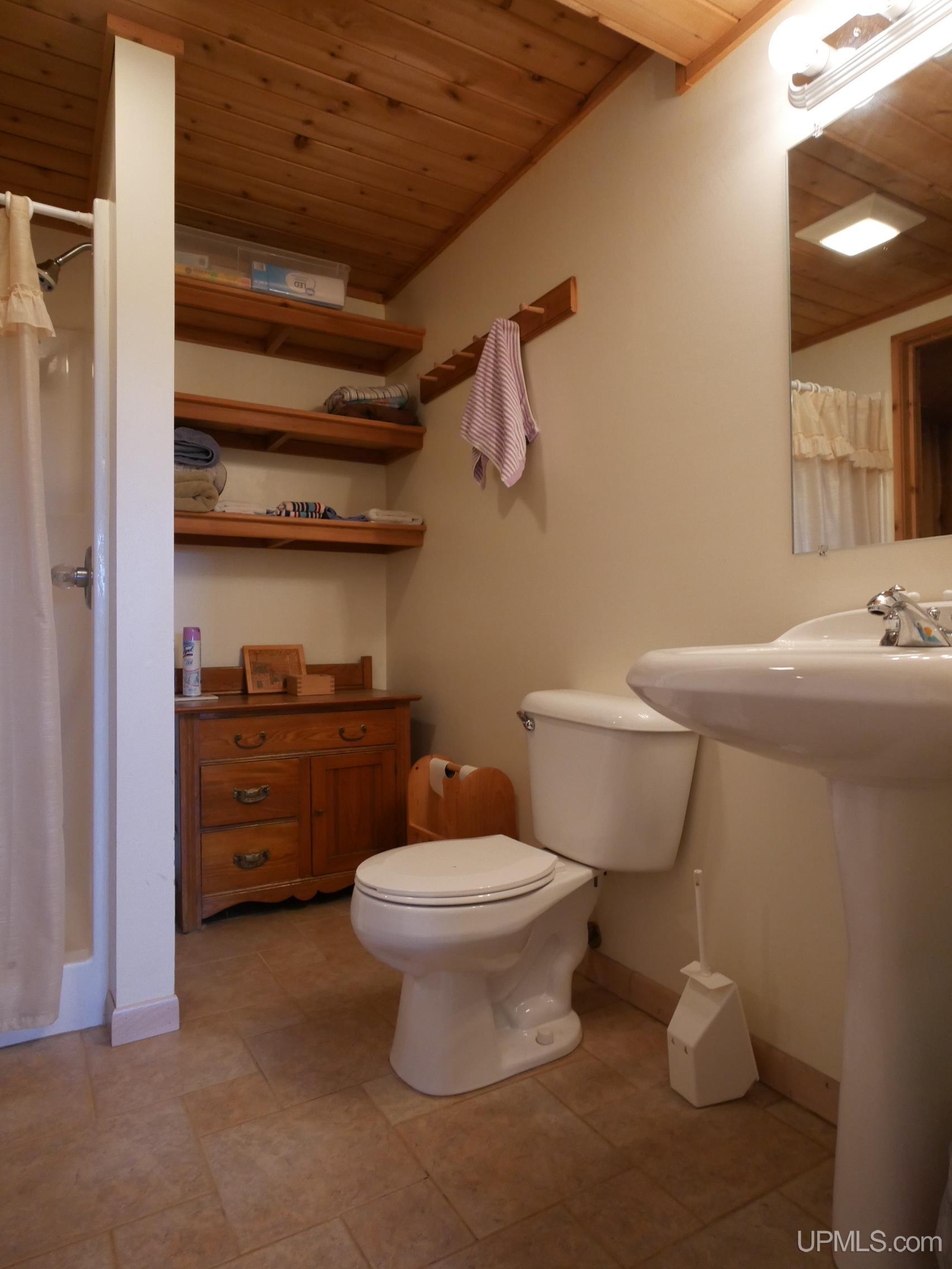 33490 Tapiola Road Pelkie, MI 49958 - Photo 51 of 82