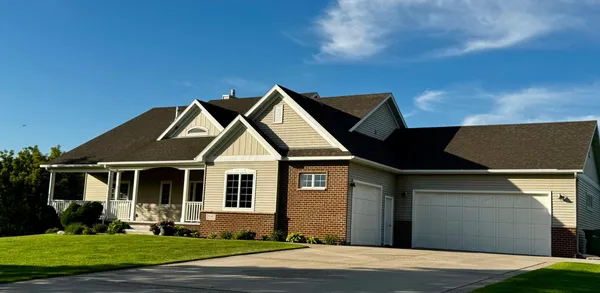 $695,000 | 2441 Highland Trail, Alexandria, MN 56308