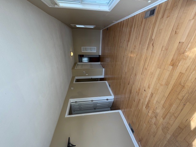 5938 Dunham Road Downers Grove, IL 60516 - Photo 5 of 15