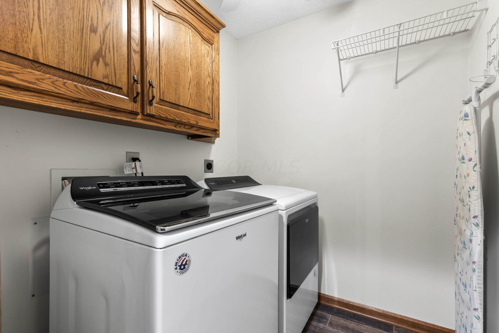 3781 Panhandle Road Delaware, OH 43015 - Photo 18 of 31 Laundry Room