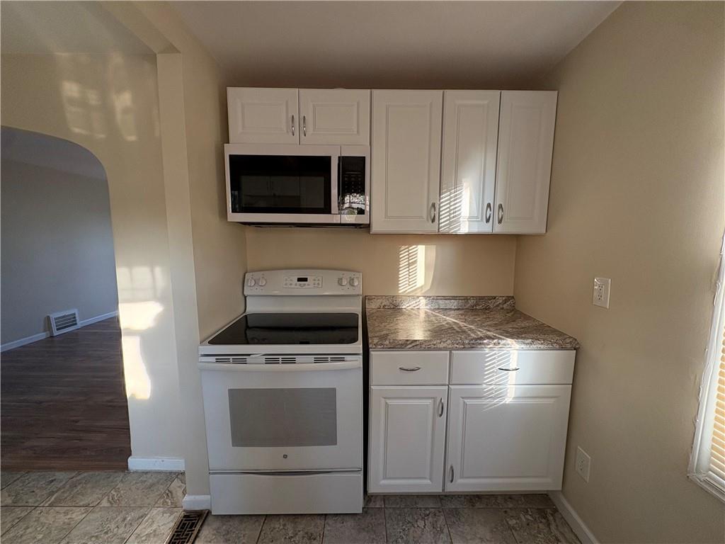 314 Fort Couch Road Pittsburgh, PA 15241 - Photo 5 of 15