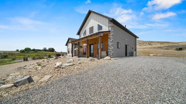 $879,999 | 1626 10 Road, Mack, CO 81525