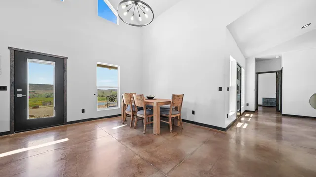 $879,999 | 1626 10 Road, Mack, CO 81525