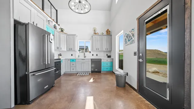 $879,999 | 1626 10 Road, Mack, CO 81525