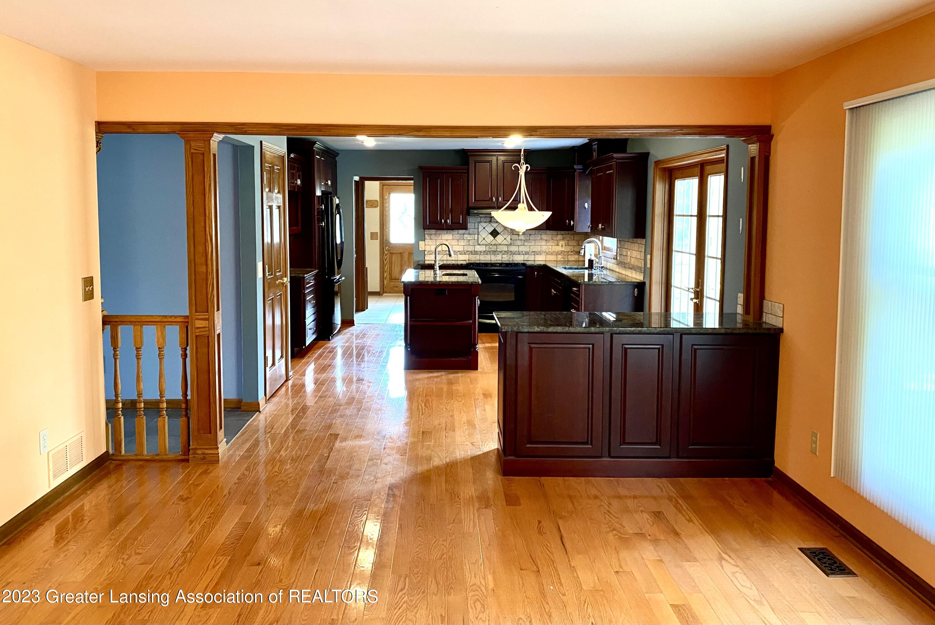 102 Spring Meadows Lane Dewitt, MI 48820 - Photo 22 of 42 1A85382D-470E-41D7-B05C-4202668B8188