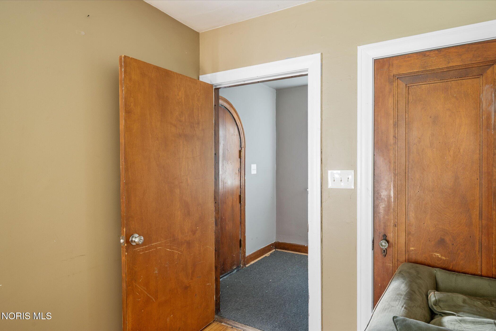 2115 Kensington Road Toledo, OH 43607 - Photo 6 of 35 Gallery Image 6
