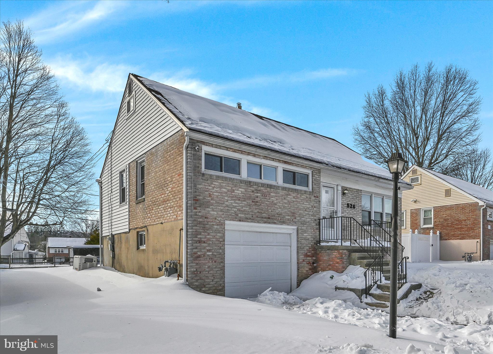 526 Harding Avenue Reading, PA 19607 - Photo 3 of 31 Exterior Front