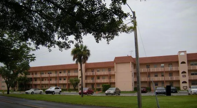 $92,777 | 8951 Sunrise Lakes Boulevard, Unit 209, Sunrise, FL 33322