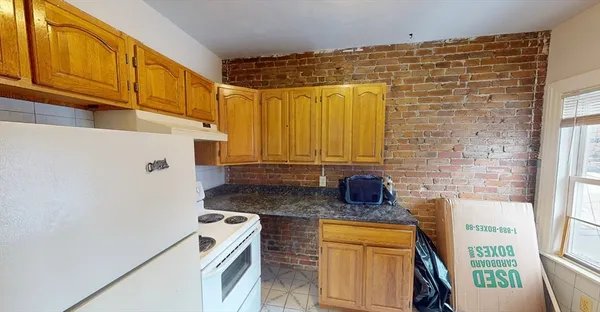 $2,400 | 30 Academy Hill Road, Unit 2, Boston, MA 02135
