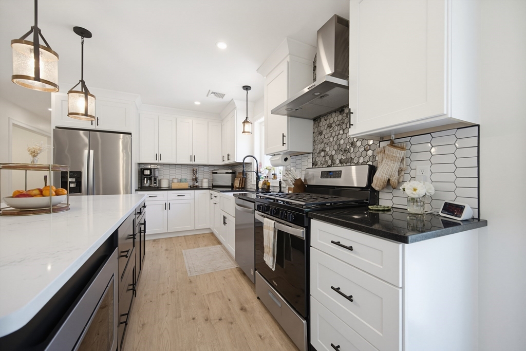 1479 Main Street Acushnet, MA 02743 - Photo 13 of 42