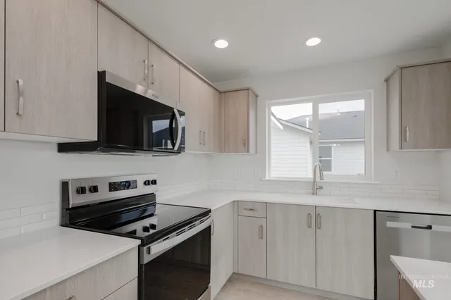 $434,990 | 18404 North Sweet William Avenue, Nampa, ID 83687