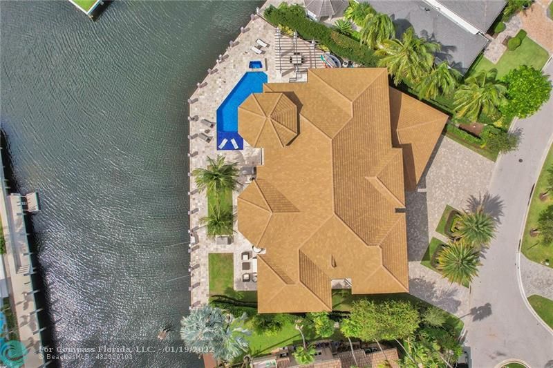 91 Compass Lane Fort Lauderdale, FL 33308 - Photo 34 of 59 an aerial view of a house with a swimming pool