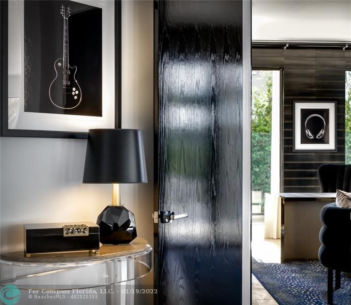 91 Compass Lane Fort Lauderdale, FL 33308 - Photo 41 of 59 a kitchen with a refrigerator and a stove