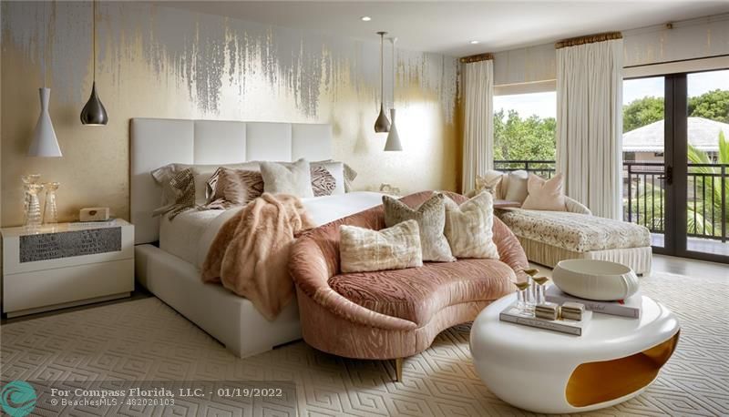 91 Compass Lane Fort Lauderdale, FL 33308 - Photo 55 of 59 a living room with furniture and a large window