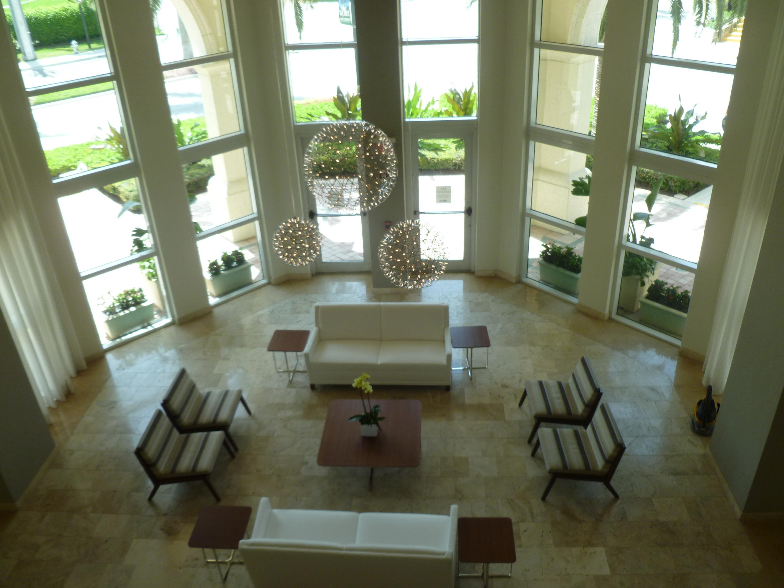 99 Southeast Mizner Boulevard, Unit 726 Boca Raton, FL 33432 - Photo 20 of 38 Lobby