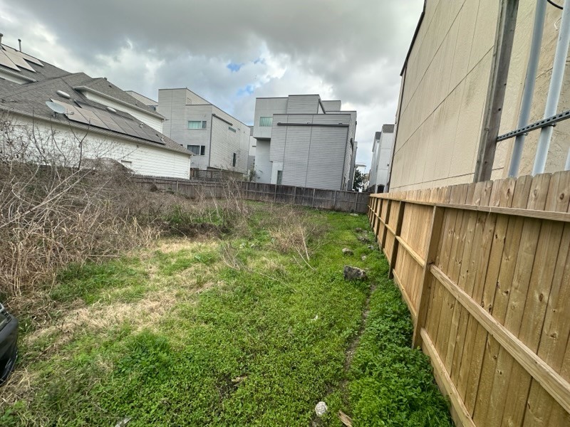 2308 Bevis Street Houston, TX 77008 - Photo 4 of 6