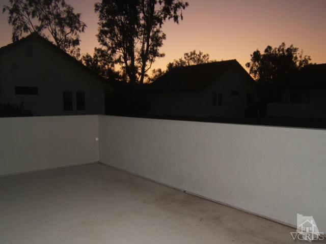 950 Thistlegate Road Oak Park, CA 91377 - Photo 11 of 16 Additional Photo