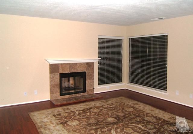 950 Thistlegate Road Oak Park, CA 91377 - Photo 4 of 16 Additional Photo