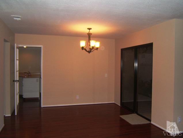 950 Thistlegate Road Oak Park, CA 91377 - Photo 5 of 16 Additional Photo