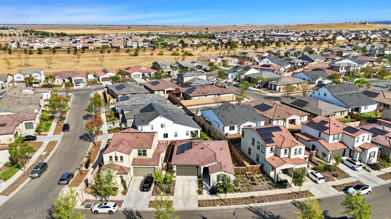 4218 Oak Knoll Road Madera, CA 93636 - Photo 29 of 37 an aerial view of a city