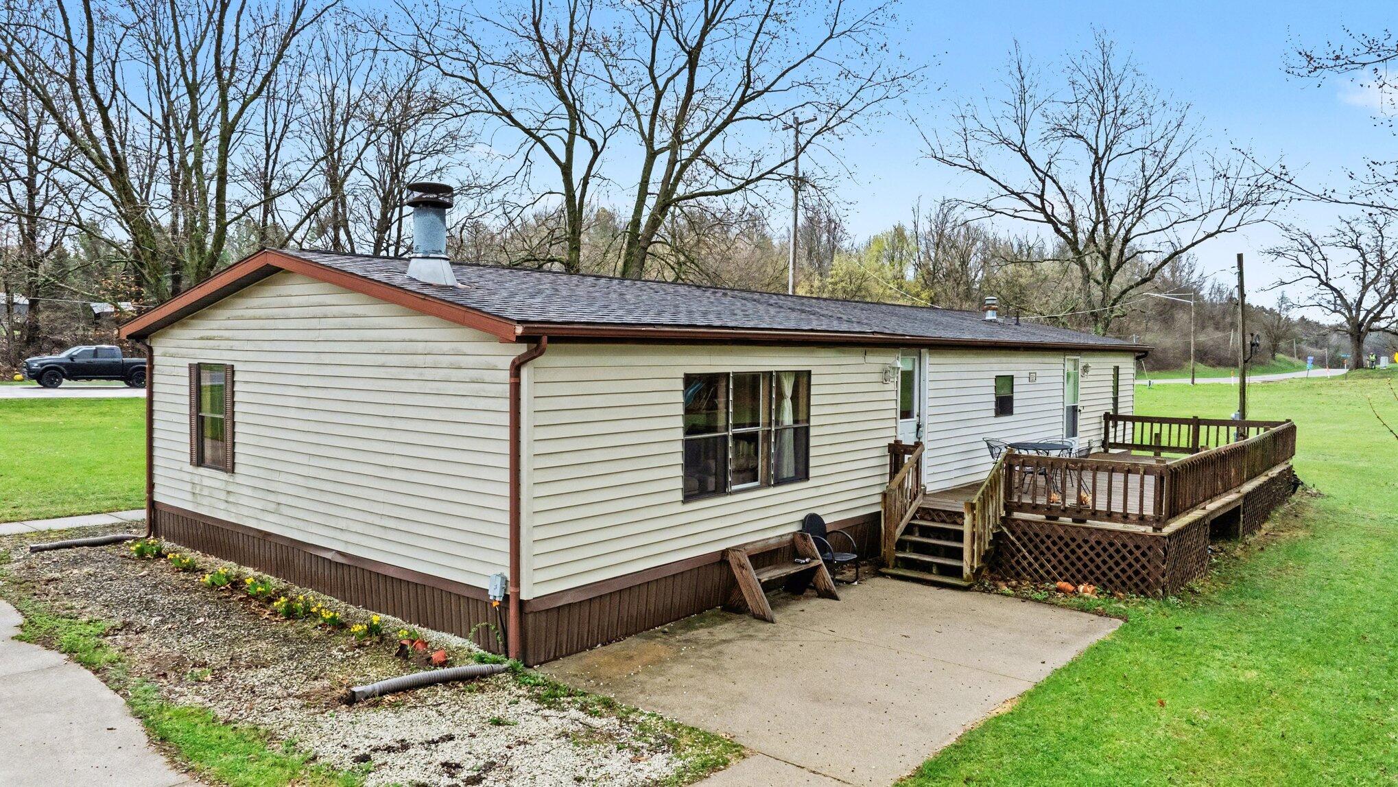1216 10th Street Martin, MI 49070 - Photo 20 of 38 026_file_6105