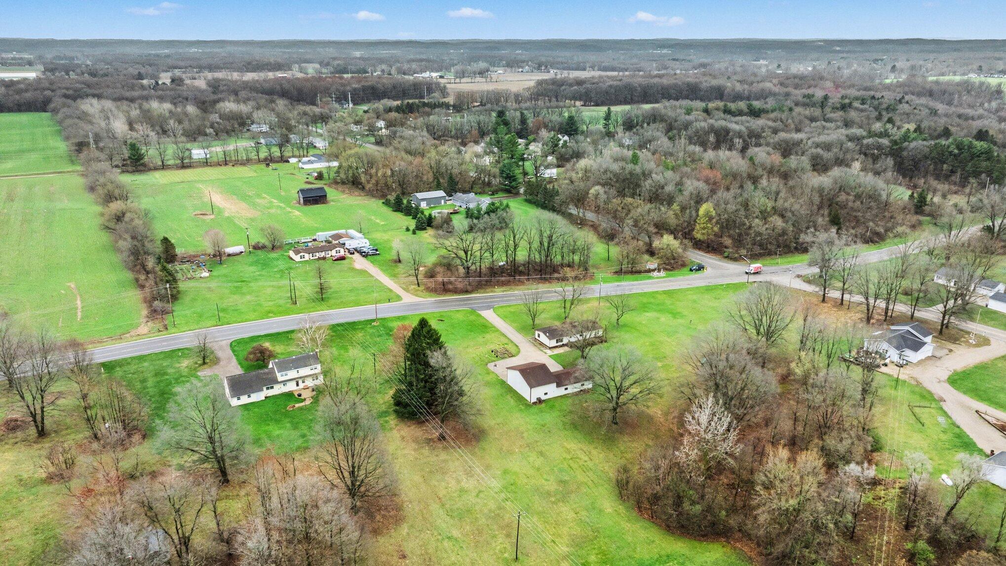 1216 10th Street Martin, MI 49070 - Photo 32 of 38 030_file_4984