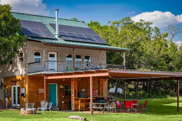 $1,245,000 | 95 Loma Lane, Fredericksburg, TX 78624