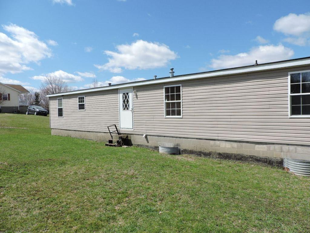 339 Geesey Road Indiana, PA 15701 - Photo 3 of 15