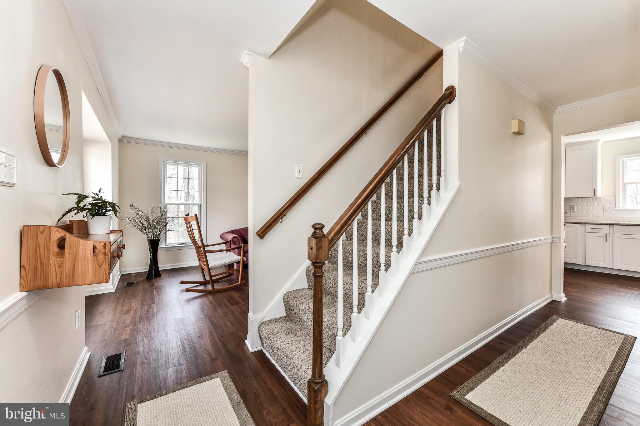 1646 Stowe Road Reston, VA 20194 - Photo 3 of 32 Great layout generates great flow throughout