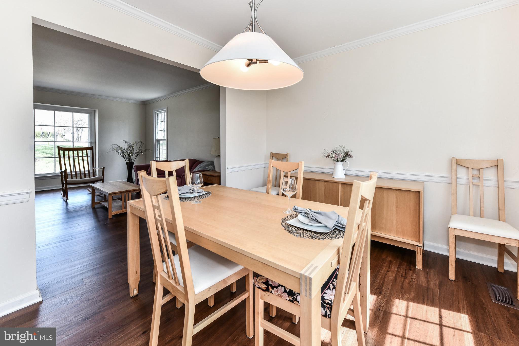 1646 Stowe Road Reston, VA 20194 - Photo 8 of 32 Dinning room allows easy flow from LR to Kitchen