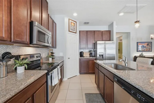 $465,000 | 8170 Bluejack Oak Drive, Winter Garden, FL 34787