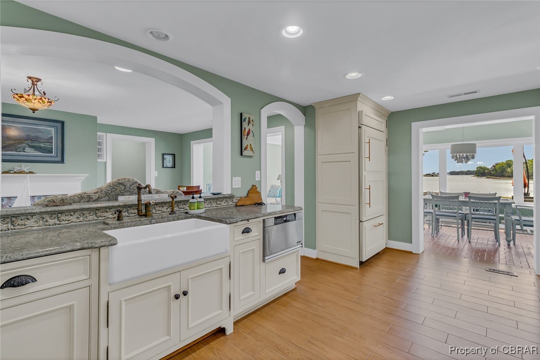 322 Lucom Pt Drive Reedville, VA 22539 - Photo 13 of 43