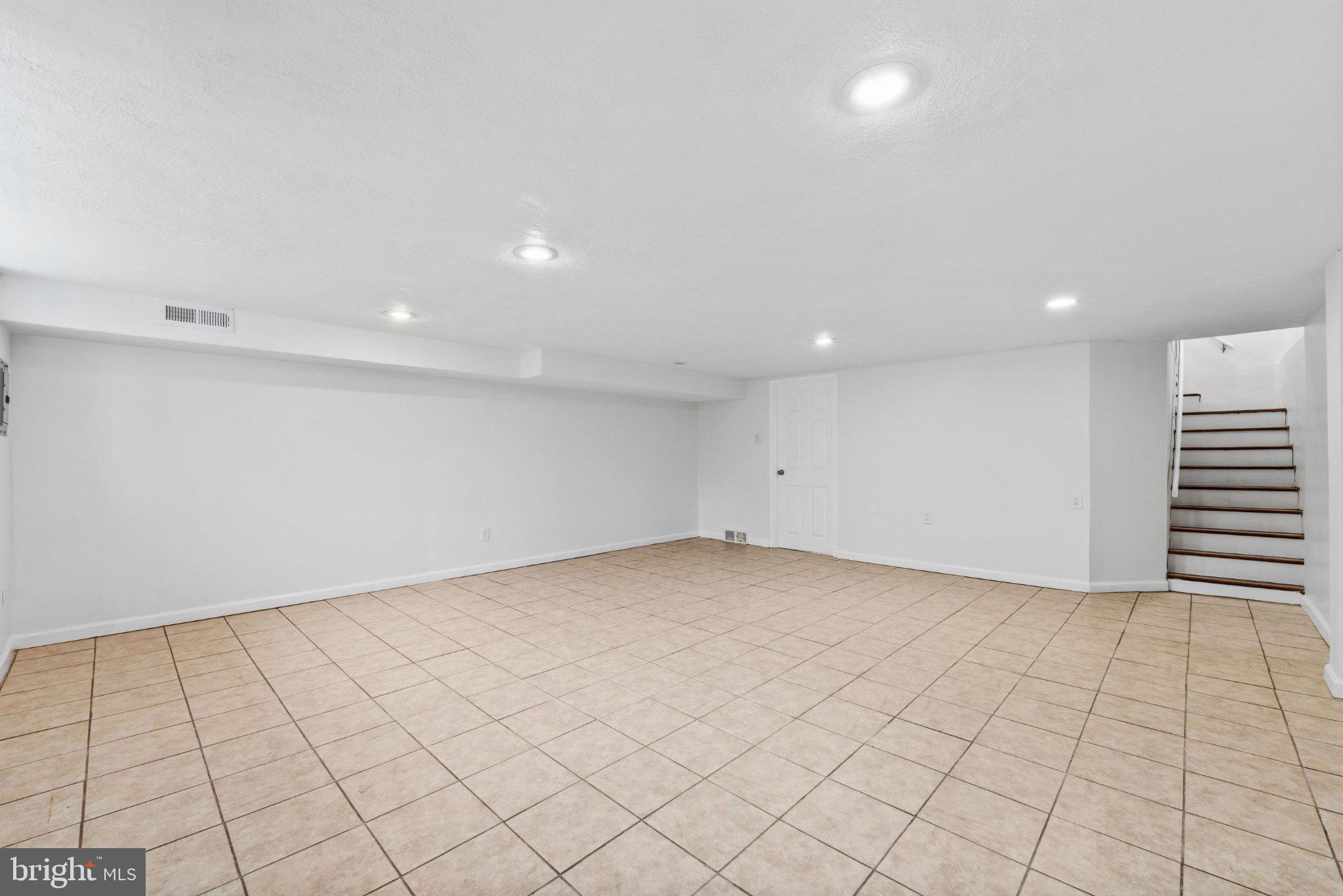 9960 Woodfern Road Philadelphia, PA 19115 - Photo 22 of 29 Gallery Image 22
