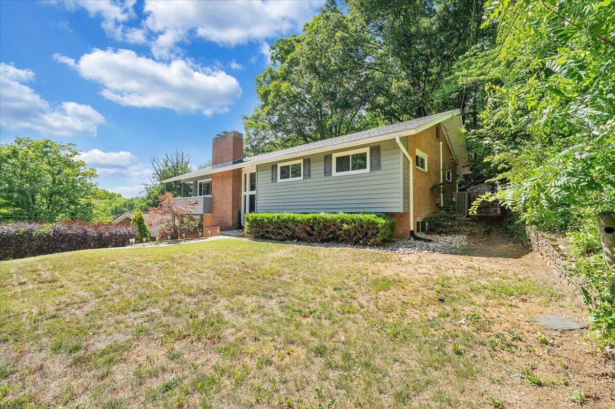 2801 Edgewood Street Southwest Roanoke, VA 24015 - Photo 47 of 60 61-MIB05725