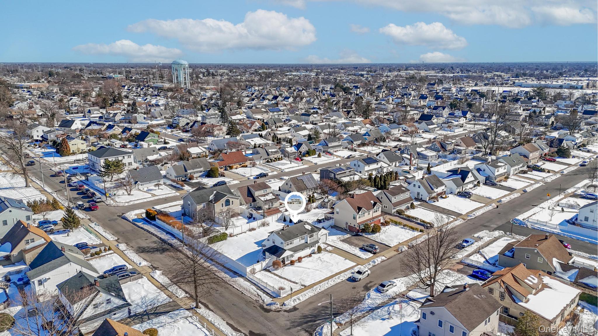 190 Meridian Road Levittown, NY 11756 - Photo 8 of 23