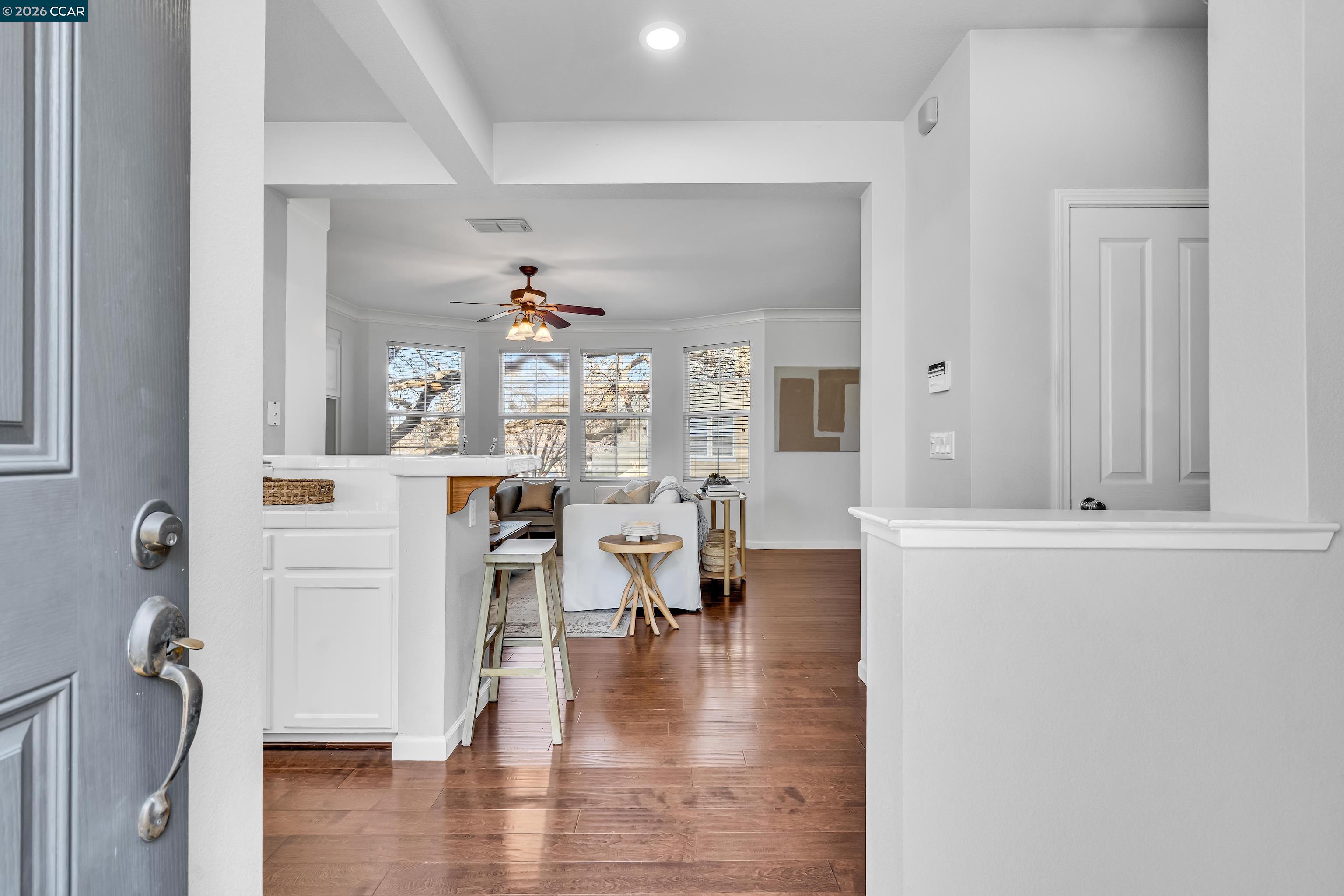 87 West Hookston Road Pleasant Hill, CA 94523 - Photo 4 of 40