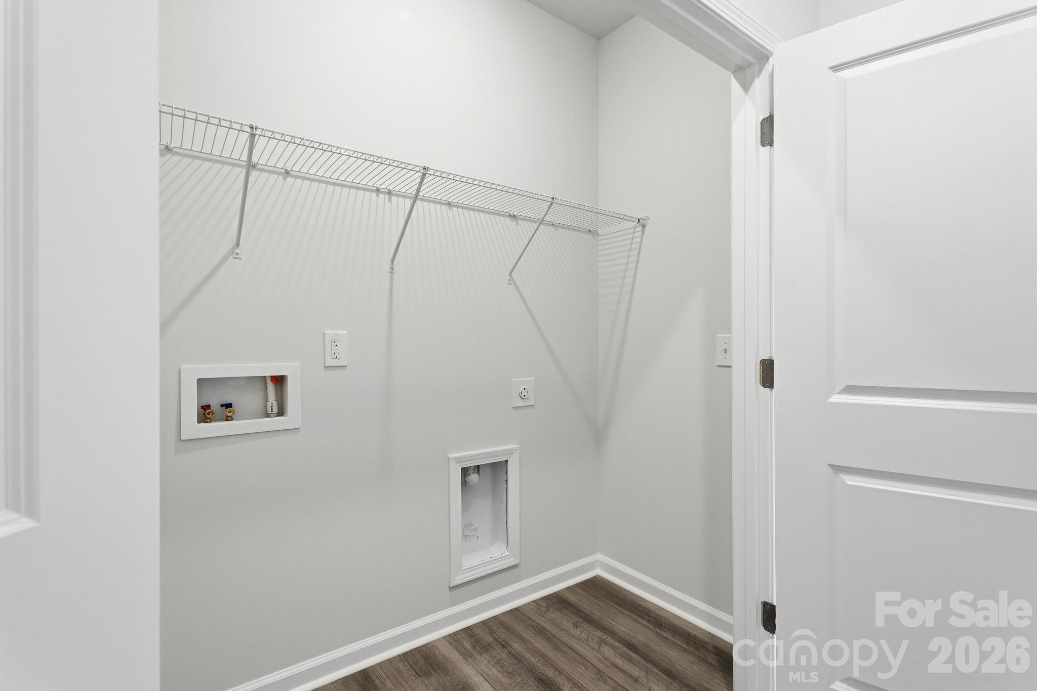 4632 Lakeview Road Charlotte, NC 28216 - Photo 18 of 19 Gallery Image 18